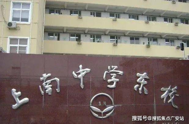 -欢迎您-小区环境-户型-价格-地址-楼盘详情-周边配套-处电话-交房时间冰球突破保利世博天悦(售楼处)首页网站-保利世博天悦售楼中心(营销中心)(图2)