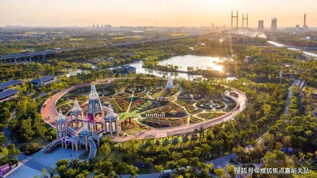 楼盘欢迎您-地址-价格-户型-小区环境-楼盘详情-交房时间-周边配套-售楼处电话冰球突破豪华版招商中旅揽阅(营销中心)首页网站-招商中旅揽阅销售中心(售楼处)(图5)