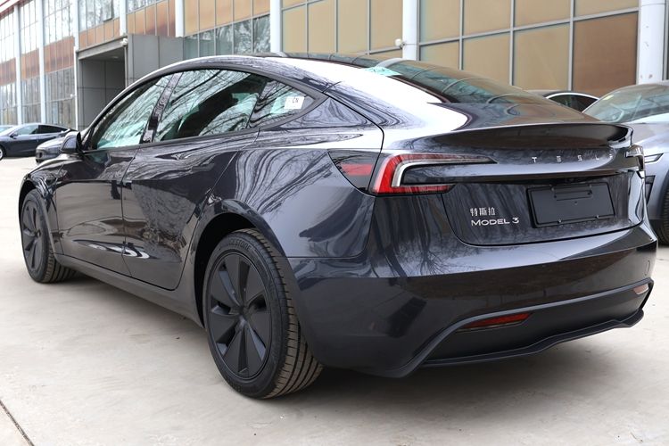 3车型配置盘点：入门级最受欢迎冰球突破游戏特斯拉Model