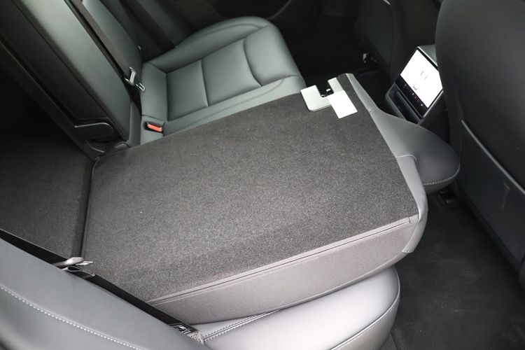 3车型配置盘点:入门级最受欢迎冰球突破游戏特斯拉Model(图11) 3车型配置盘点:入门级最受欢迎冰球突破游戏特斯拉Model(图11)