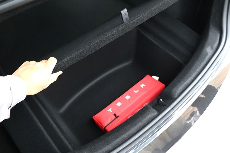 3车型配置盘点:入门级最受欢迎冰球突破游戏特斯拉Model(图17) 3车型配置盘点:入门级最受欢迎冰球突破游戏特斯拉Model(图17)