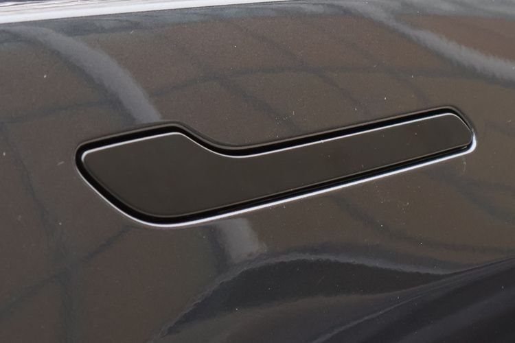 3车型配置盘点:入门级最受欢迎冰球突破游戏特斯拉Model(图20) 3车型配置盘点:入门级最受欢迎冰球突破游戏特斯拉Model(图20)