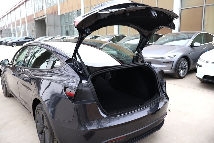 3车型配置盘点:入门级最受欢迎冰球突破游戏特斯拉Model(图25) 3车型配置盘点:入门级最受欢迎冰球突破游戏特斯拉Model(图25)