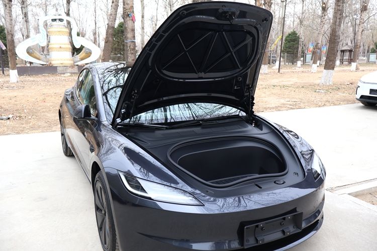 3车型配置盘点:入门级最受欢迎冰球突破游戏特斯拉Model(图26) 3车型配置盘点:入门级最受欢迎冰球突破游戏特斯拉Model(图26)